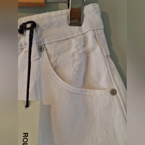 Rolla's High Rise Dusters Shorts - Size 28 - Picture 10 of 16